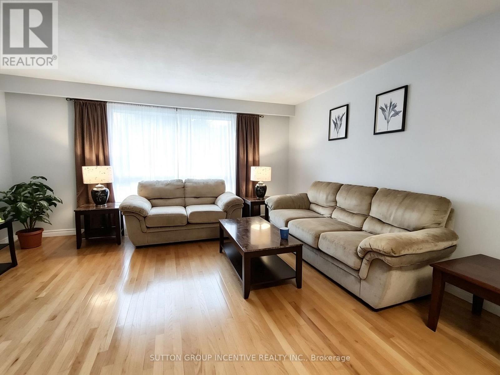 110 College Crescent, Barrie, Ontario  L4M 5C9 - Photo 5 - S13822632