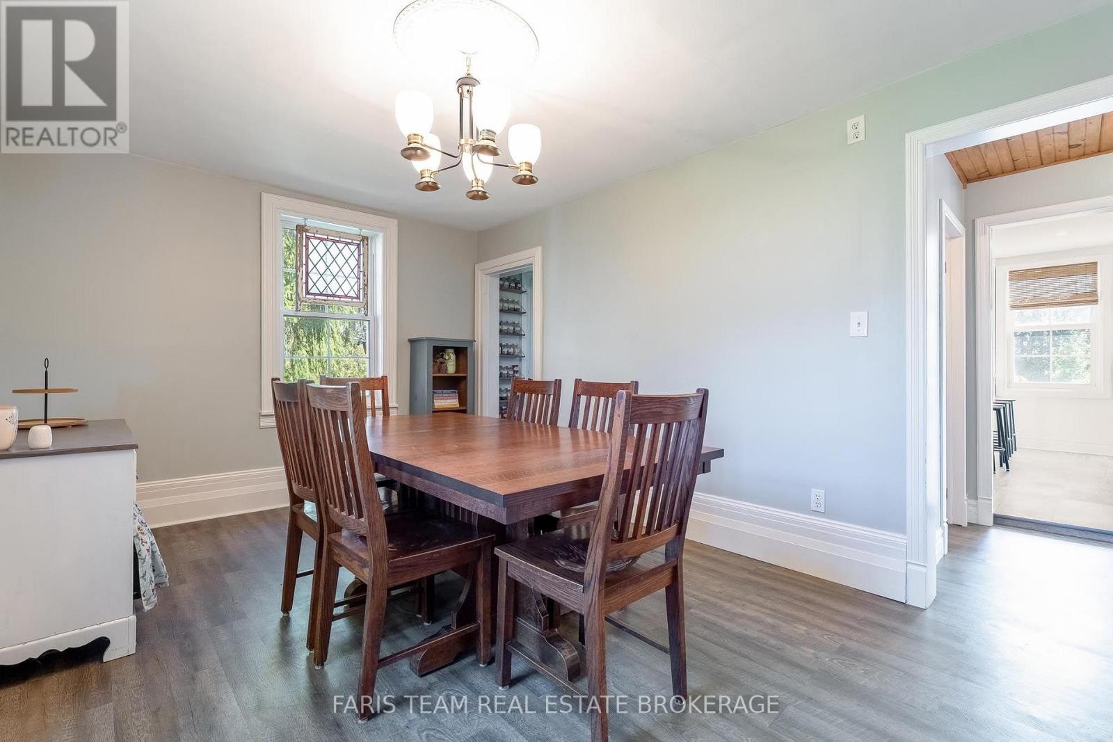 1346 Penetanguishene Road, Springwater, Ontario  L4M 4Y8 - Photo 14 - S13822860