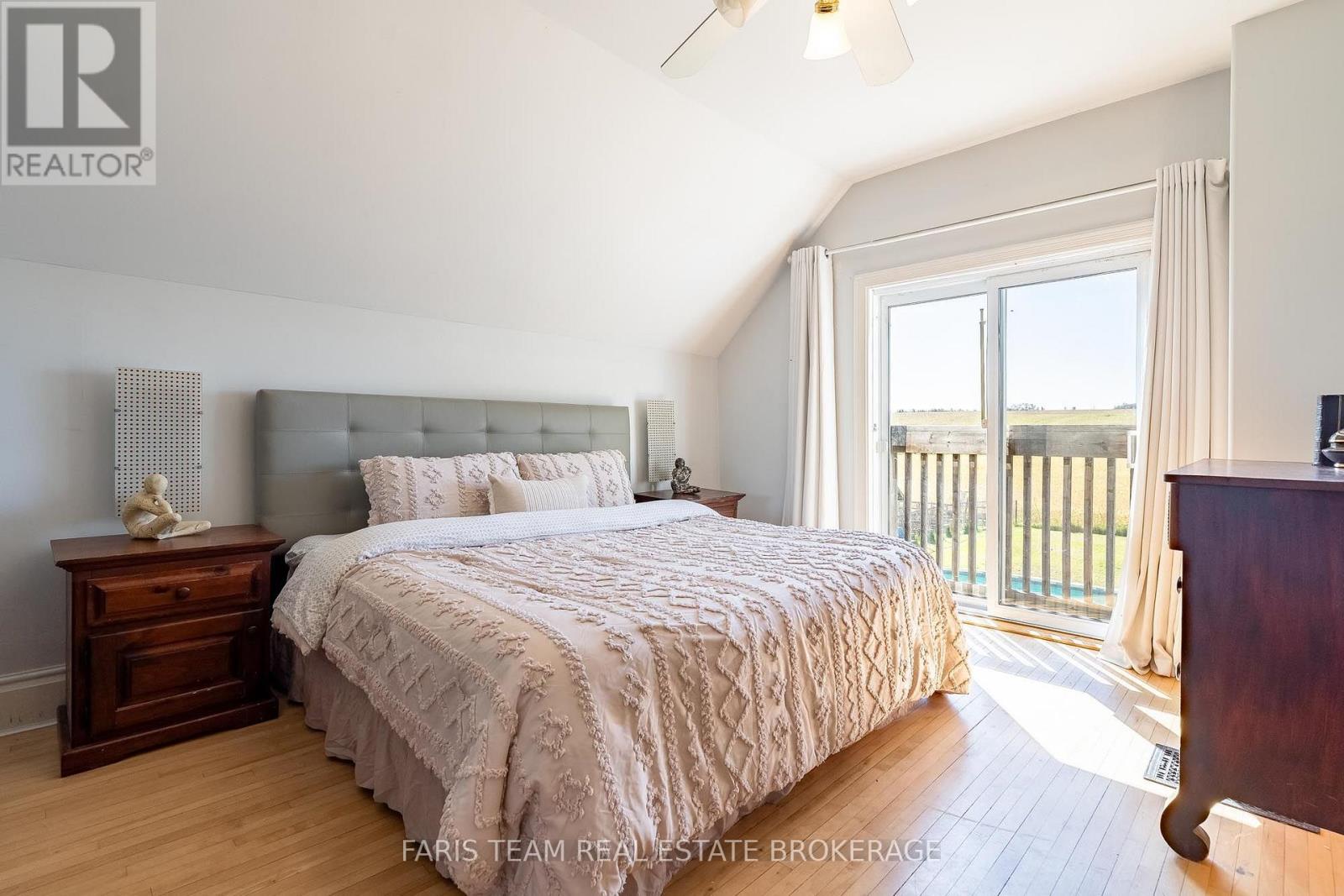 1346 Penetanguishene Road, Springwater, Ontario  L4M 4Y8 - Photo 20 - S13822860