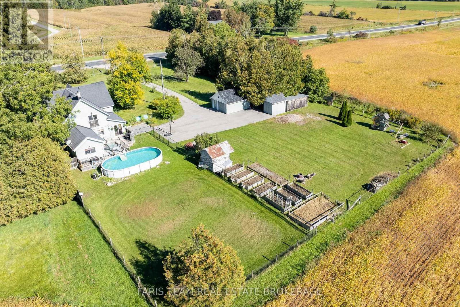 1346 Penetanguishene Road, Springwater, Ontario  L4M 4Y8 - Photo 3 - S13822860