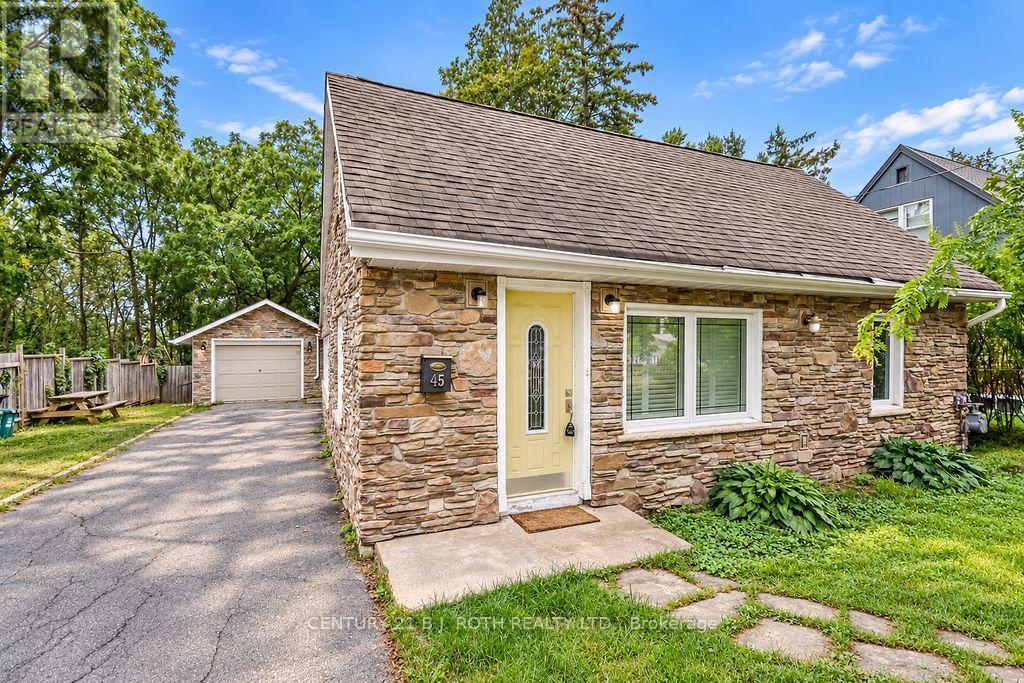 45 GROVE STREET W, Barrie, Ontario