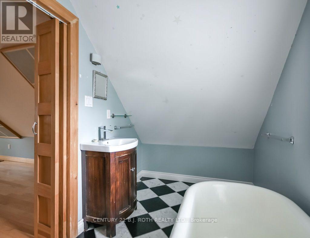 45 Grove Street W, Barrie (Queen's Park), Ontario  L4N 1M6 - Photo 30 - S13822934