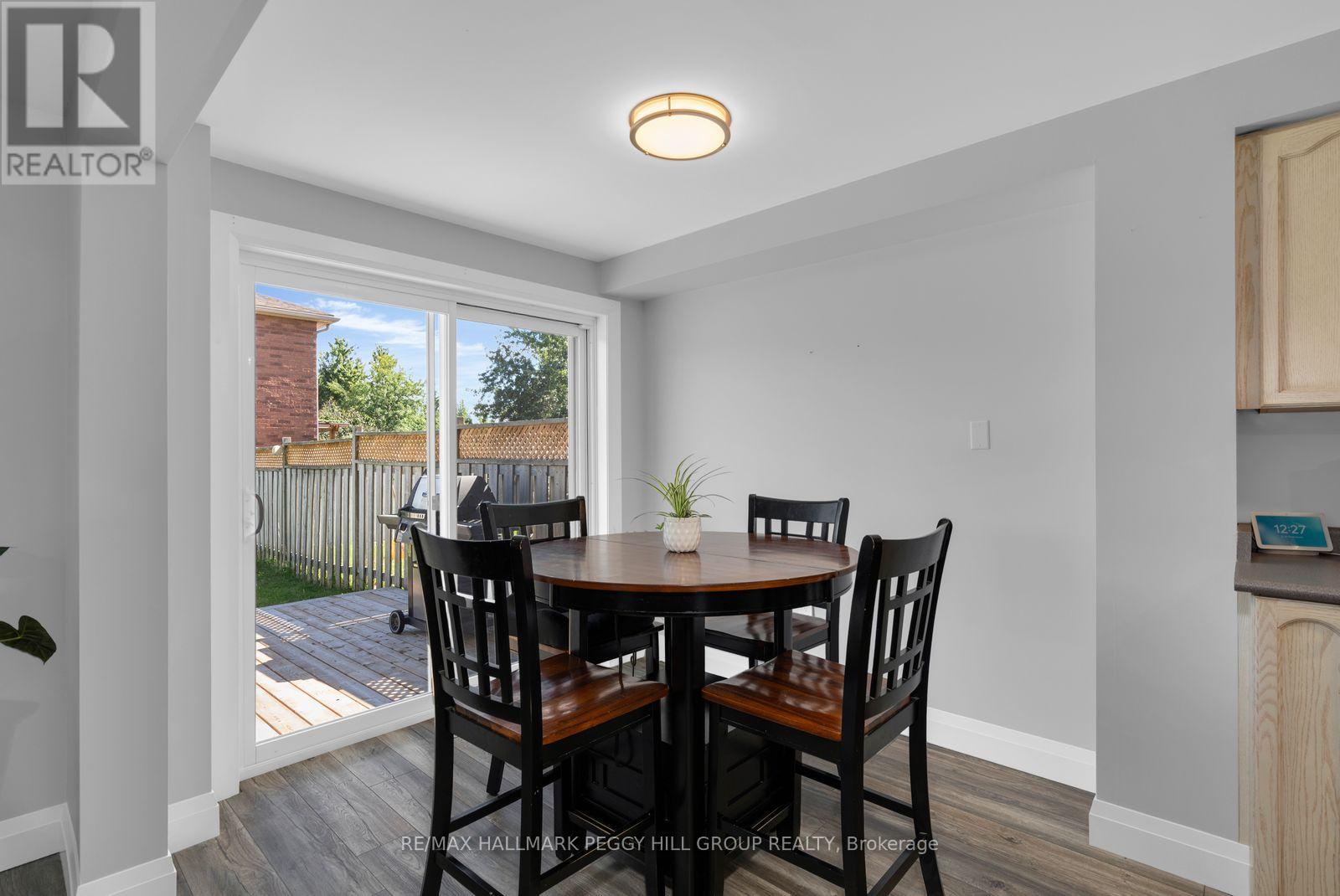 11 Caribou Court, Barrie, Ontario  L4N 8N3 - Photo 6 - S13822970