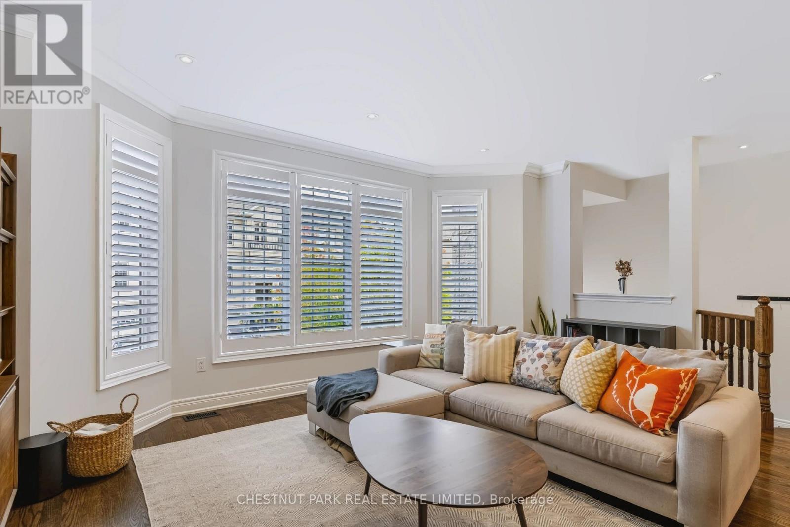 69 Bloorview Place, Toronto, Ontario  M2J 0B2 - Photo 4 - C13797166
