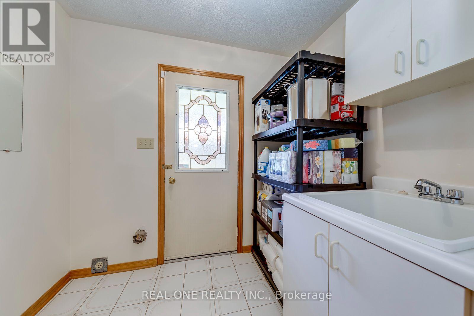 1332 Greenwood Crescent, Oakville, Ontario  L6J 6V3 - Photo 20 - W13822652