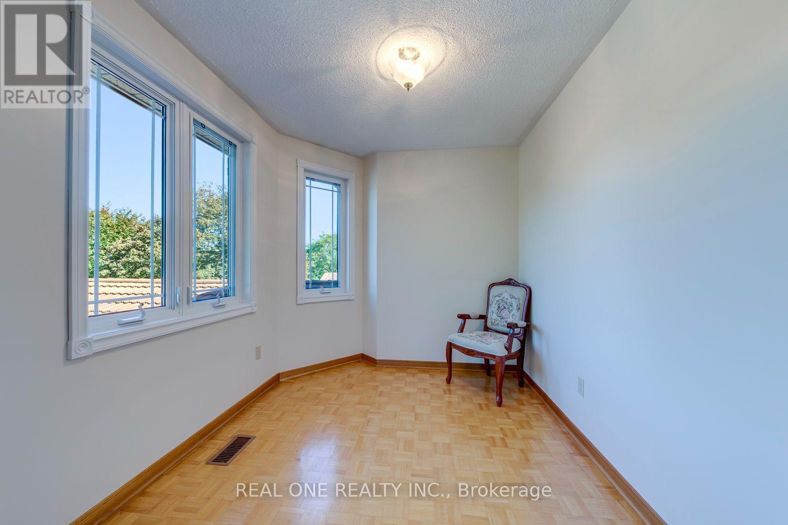 1332 Greenwood Crescent, Oakville, Ontario  L6J 6V3 - Photo 27 - W13822652