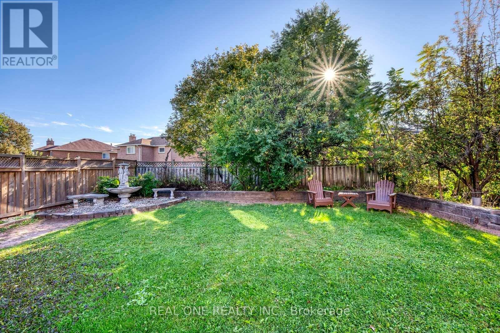1332 Greenwood Crescent, Oakville, Ontario  L6J 6V3 - Photo 47 - W13822652