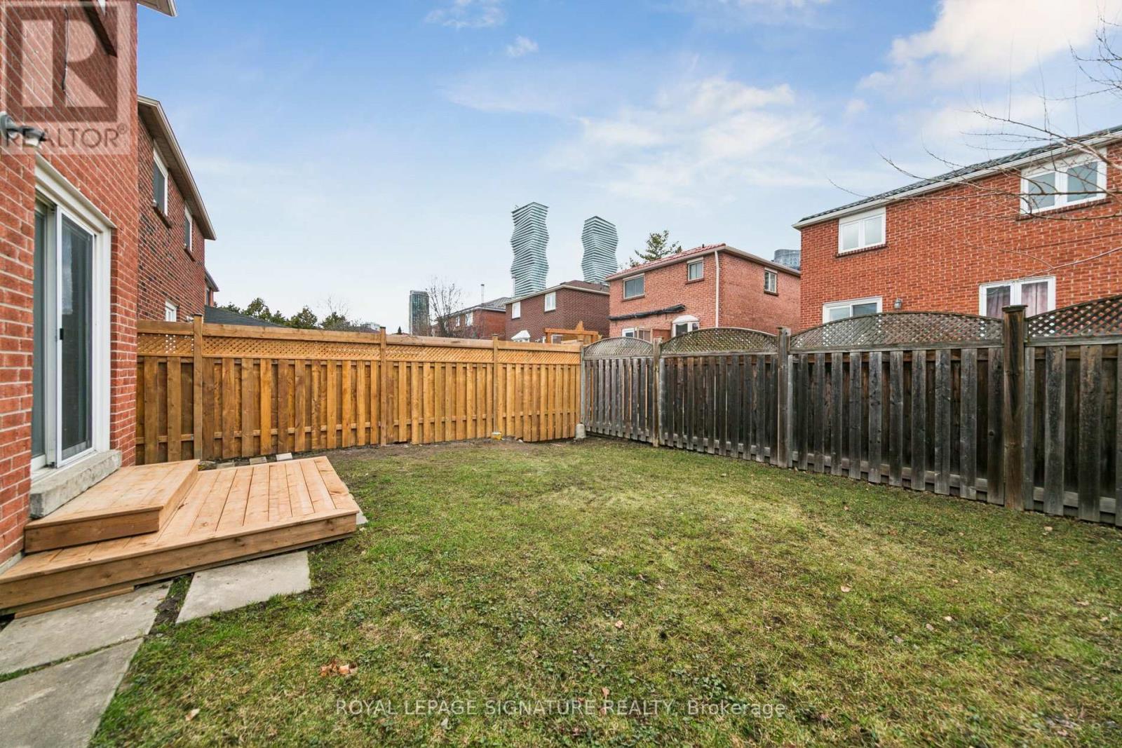 156 Macedonia Crescent, Mississauga (Fairview), Ontario  L5B 3J5 - Photo 30 - W13822736