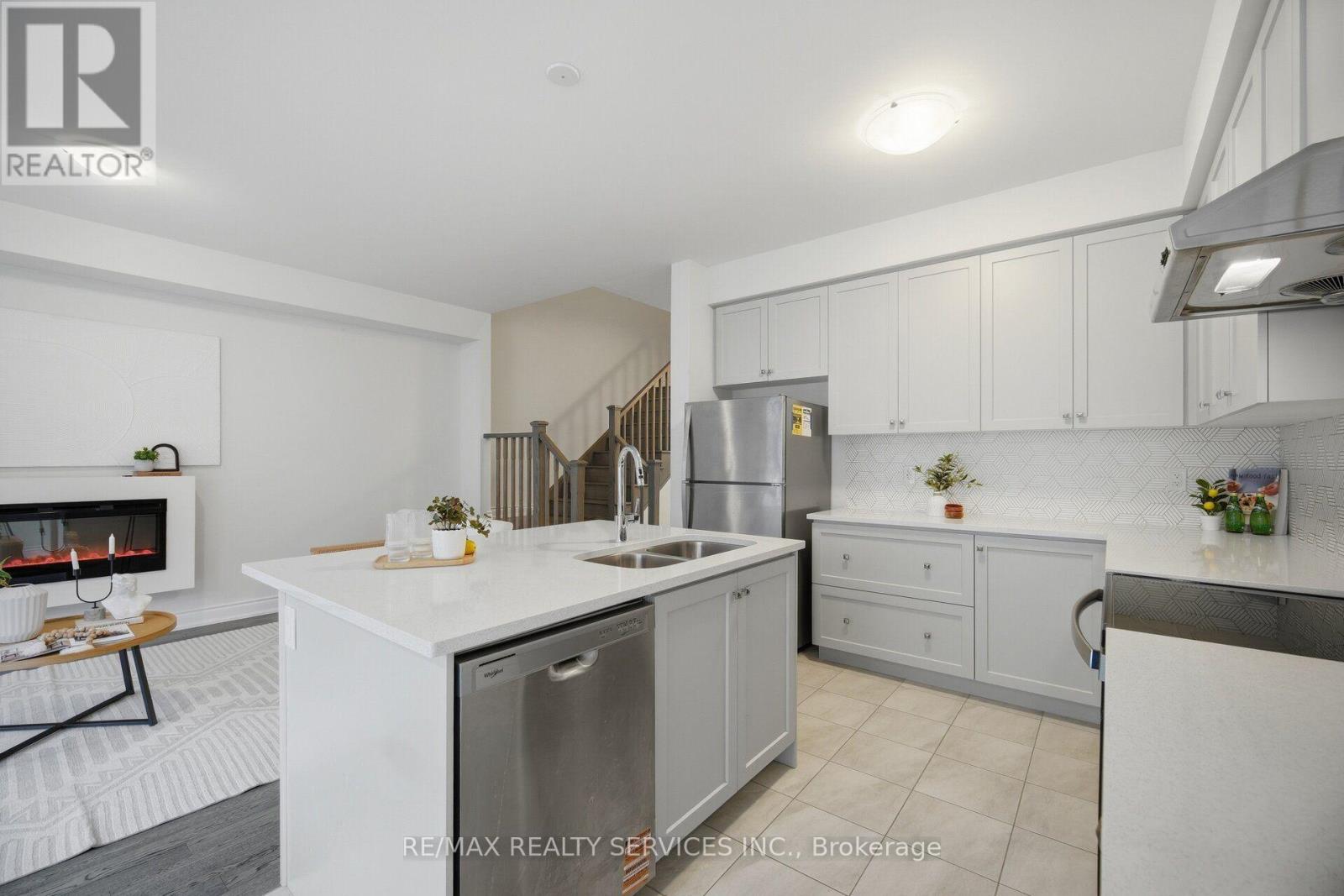 34 Lipscott Drive, Caledon, Ontario  L7C 4J7 - Photo 13 - W13822748
