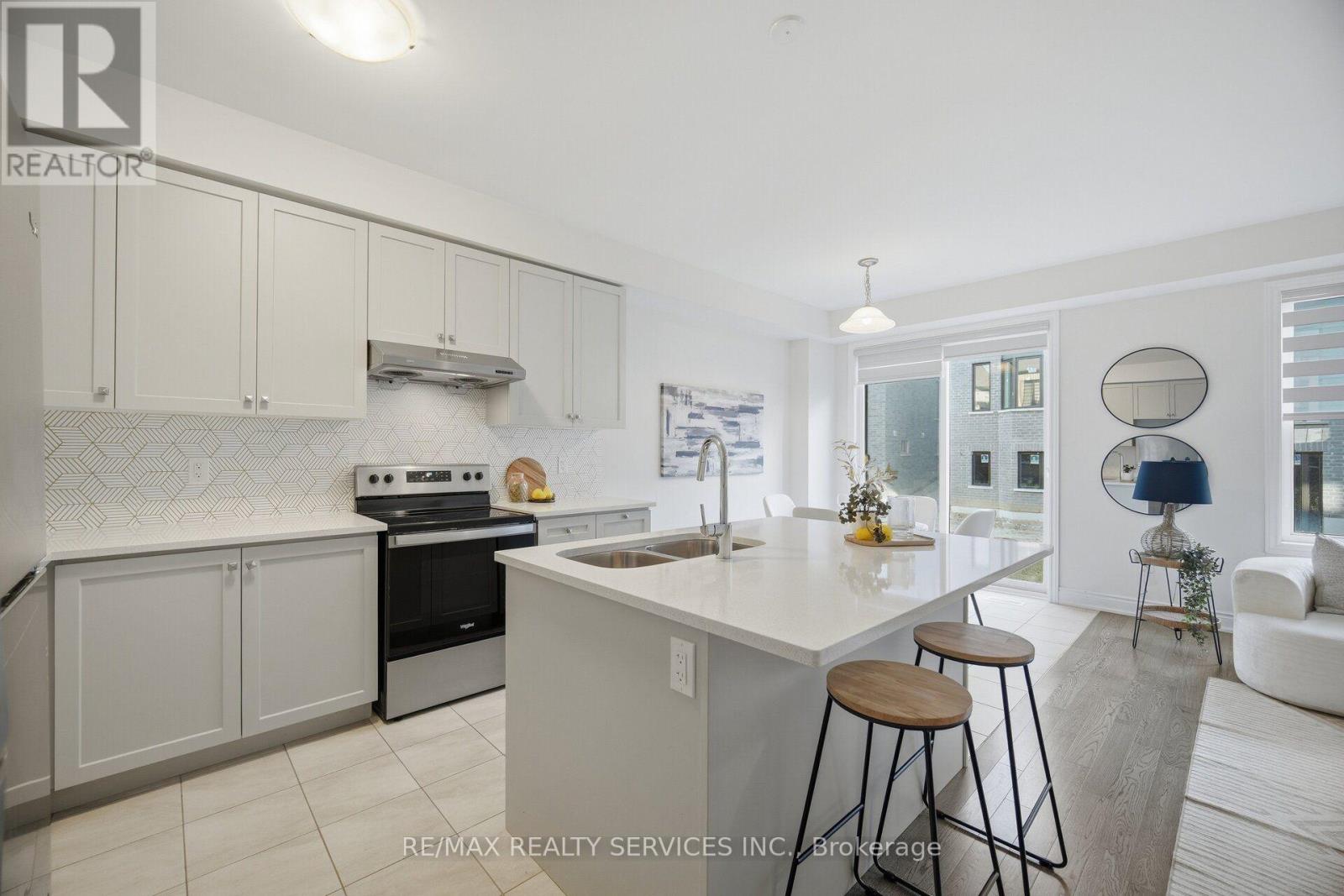 34 Lipscott Drive, Caledon, Ontario  L7C 4J7 - Photo 15 - W13822748