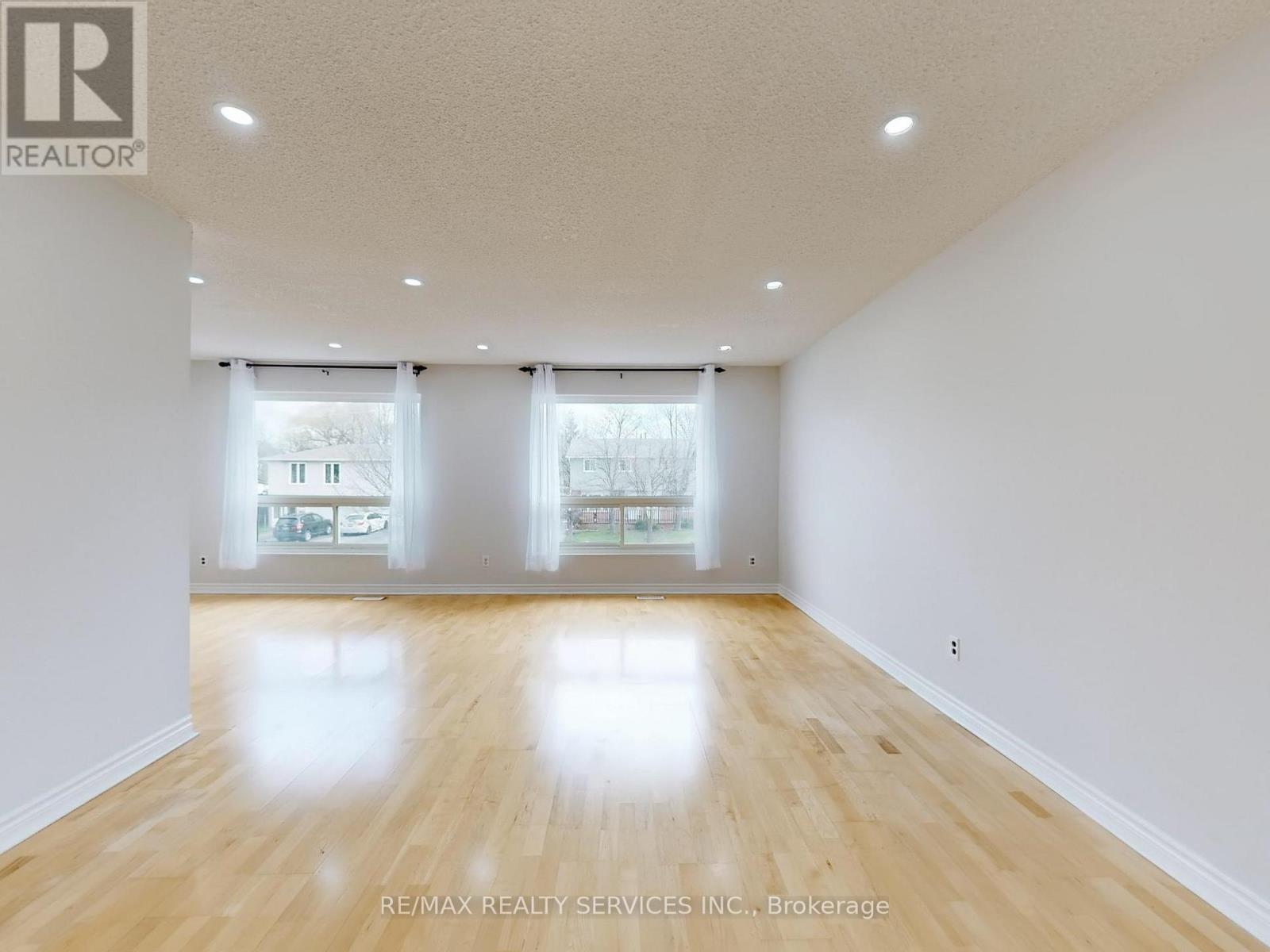 9 Glenridge Road, Brampton, Ontario  L6S 1N2 - Photo 7 - W13822804
