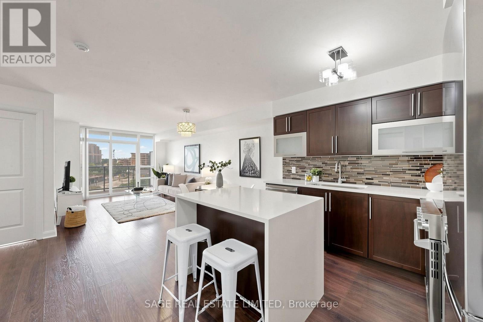 605 - 1 Michael Power Place, Toronto (Islington-City Centre West), Ontario  M9A 0A1 - Photo 10 - W13822866