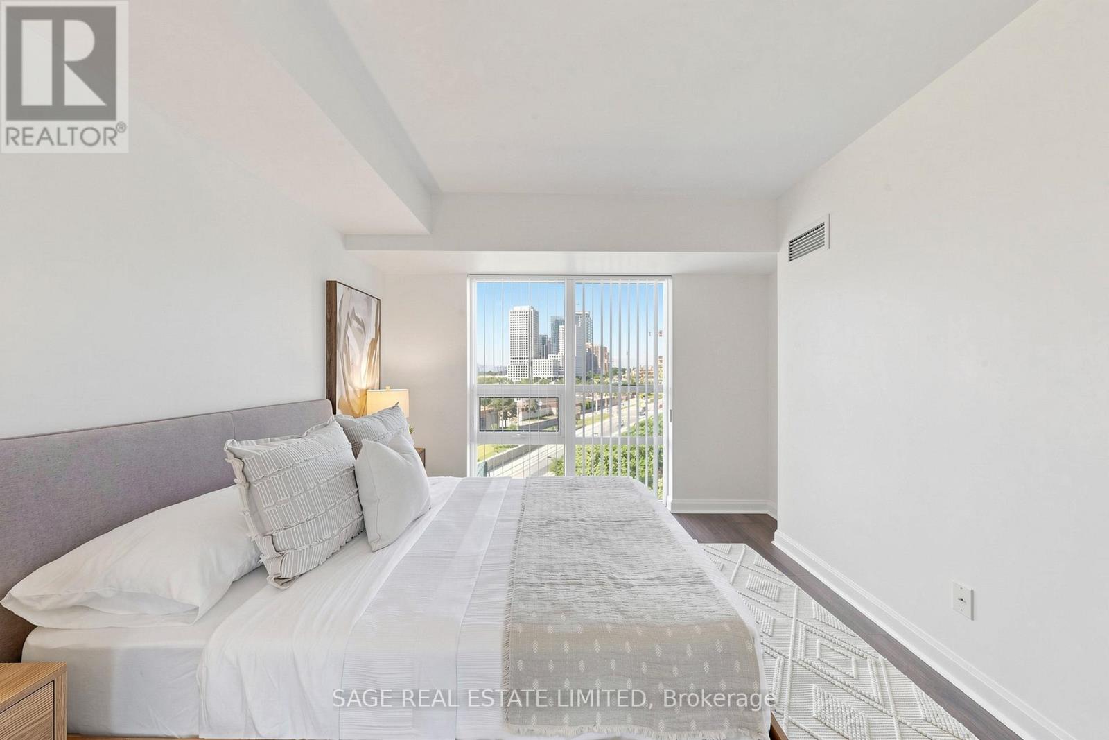 605 - 1 Michael Power Place, Toronto (Islington-City Centre West), Ontario  M9A 0A1 - Photo 19 - W13822866