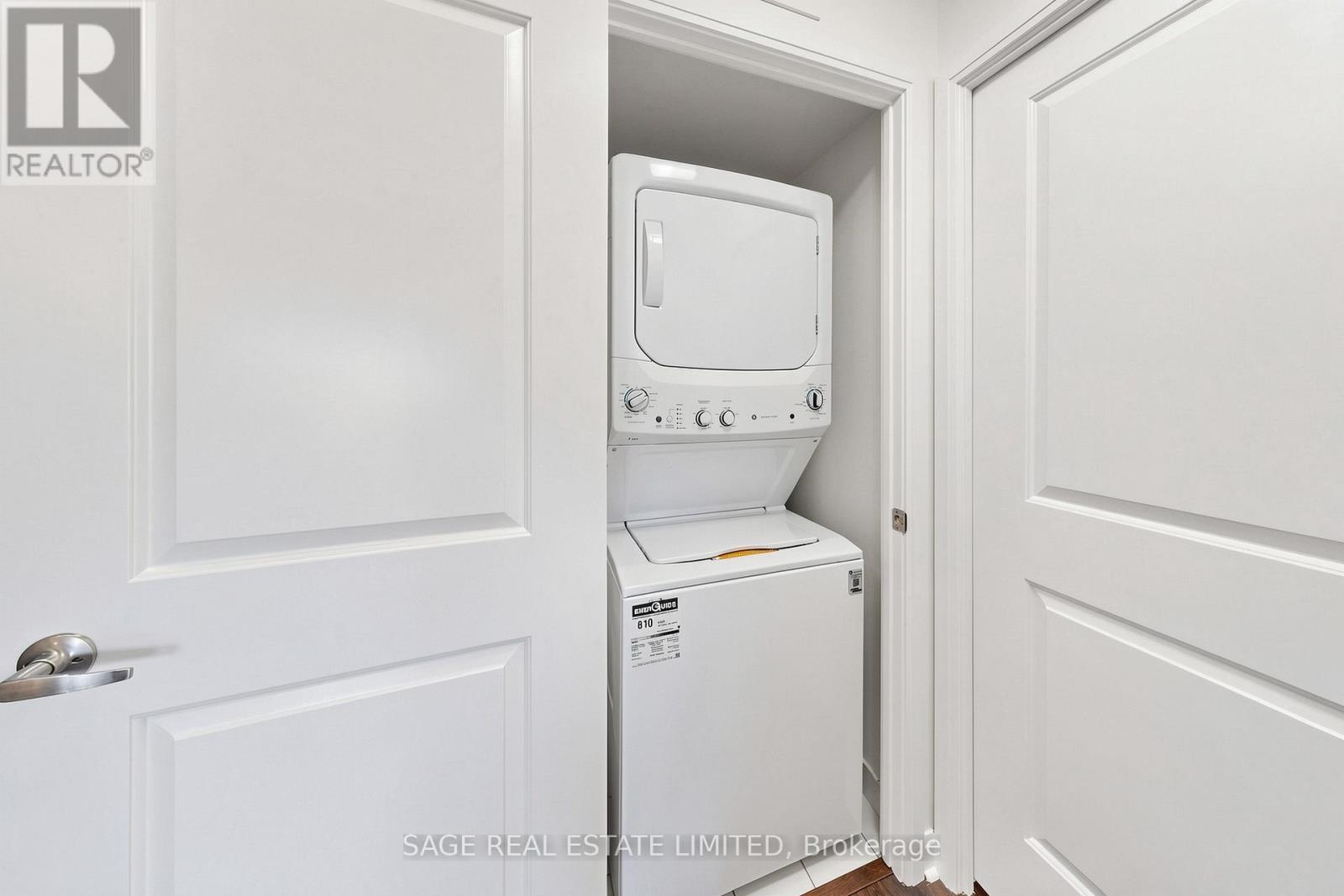 605 - 1 Michael Power Place, Toronto (Islington-City Centre West), Ontario  M9A 0A1 - Photo 23 - W13822866