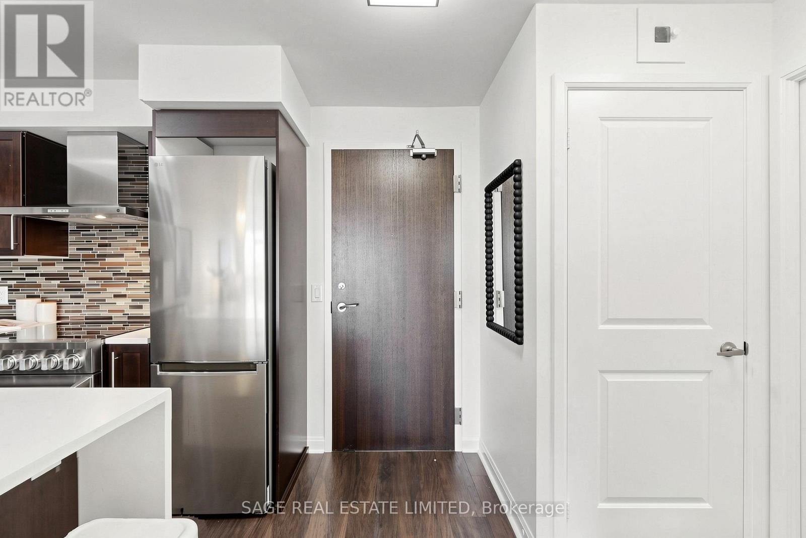 605 - 1 Michael Power Place, Toronto (Islington-City Centre West), Ontario  M9A 0A1 - Photo 24 - W13822866