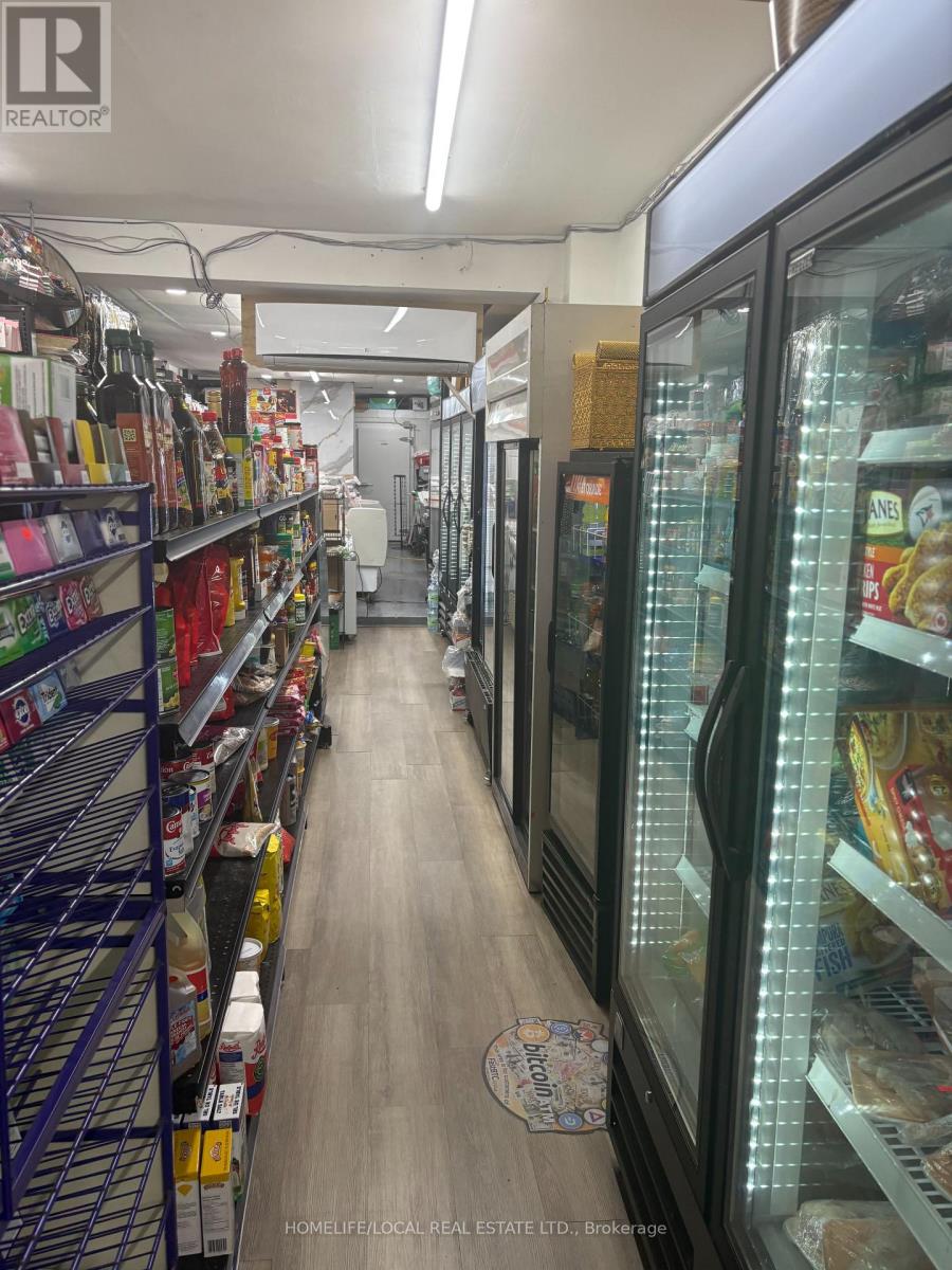 1024 Bloor Street W, Toronto (Dovercourt-Wallace Emerson-Junction), Ontario  M6H 1M2 - Photo 6 - W13822898