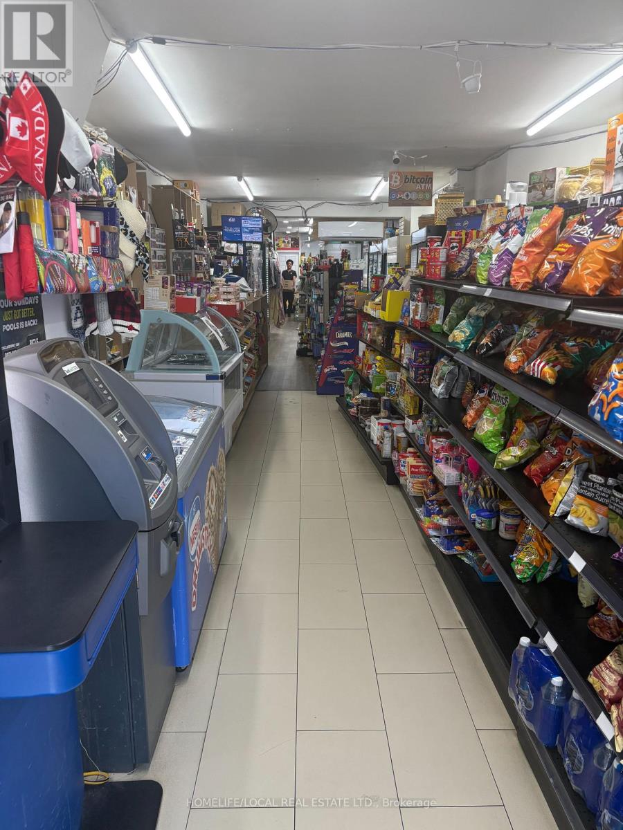 1024 Bloor Street W, Toronto (Dovercourt-Wallace Emerson-Junction), Ontario  M6H 1M2 - Photo 7 - W13822898