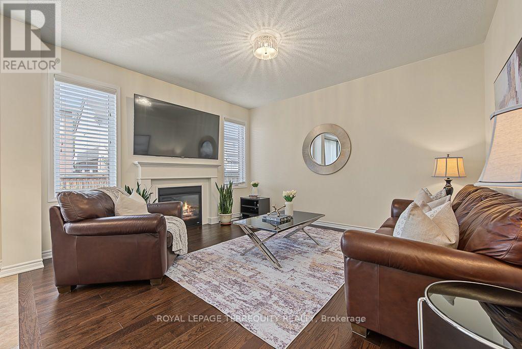 1531 Tough Gate, Milton (Cl Clarke), Ontario  L9T 8Y6 - Photo 4 - W13822996