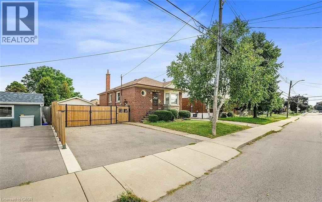 125 East 31st Street Unit# Lower, Hamilton, Ontario  L8V 3P3 - Photo 2 - 40866198