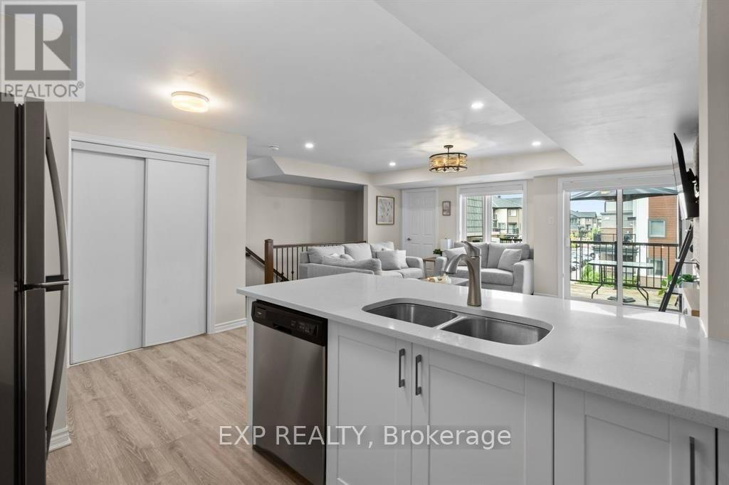304 Lapland Private, Ottawa, Ontario  K2V 0S2 - Photo 8 - X13749394