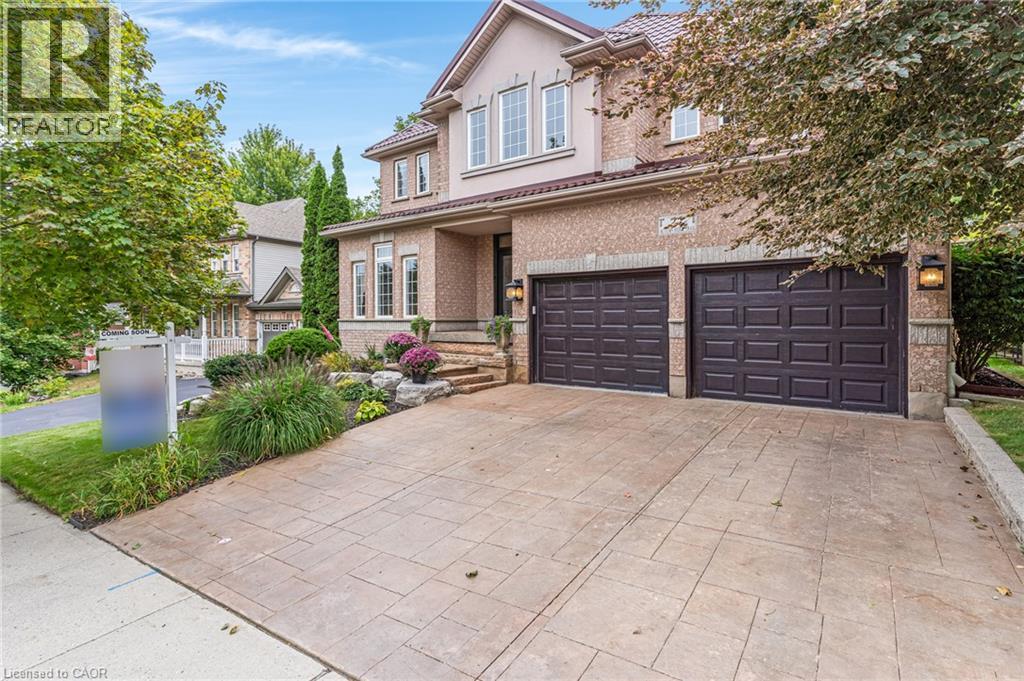 27 AUTUMN RIDGE Trail, Kitchener, Ontario