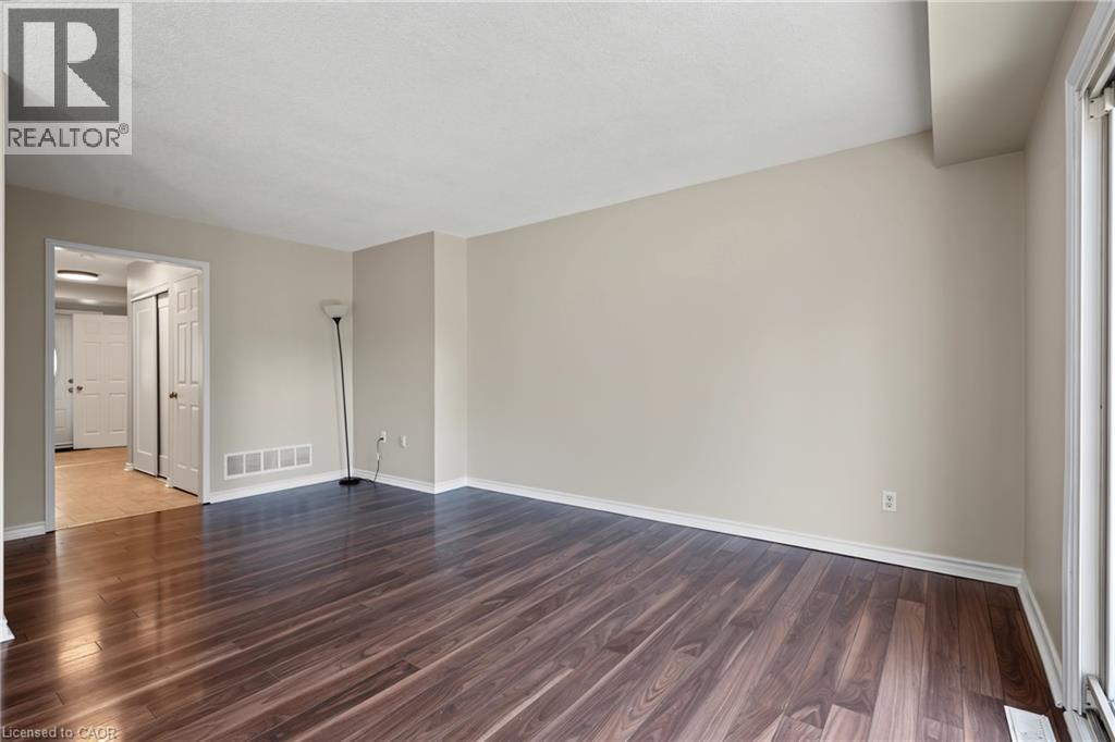 391 Stone Church Road E Unit# 14, Hamilton, Ontario  L9B 2H3 - Photo 10 - 40865131