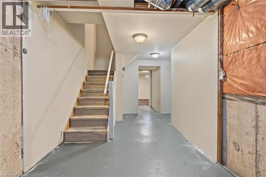 391 Stone Church Road E Unit# 14, Hamilton, Ontario  L9B 2H3 - Photo 23 - 40865131