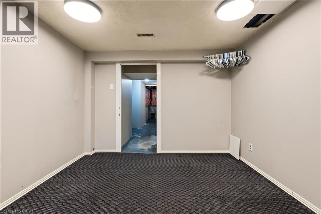 391 Stone Church Road E Unit# 14, Hamilton, Ontario  L9B 2H3 - Photo 29 - 40865131