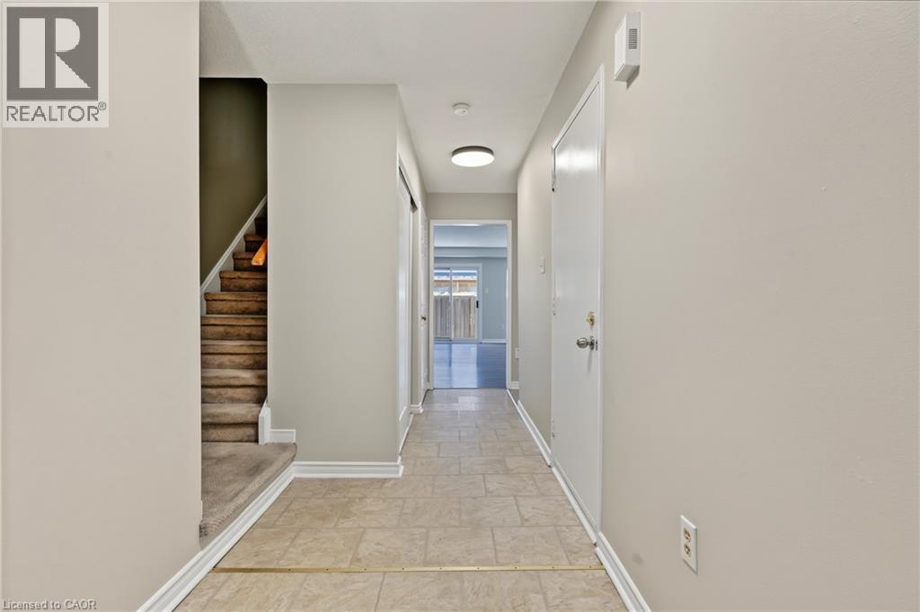 391 Stone Church Road E Unit# 14, Hamilton, Ontario  L9B 2H3 - Photo 4 - 40865131