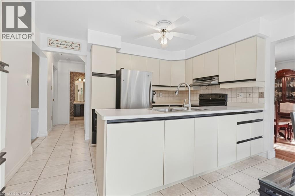 5 Michelle Drive, St. Catharines, Ontario  L2S 3E2 - Photo 6 - 40866184