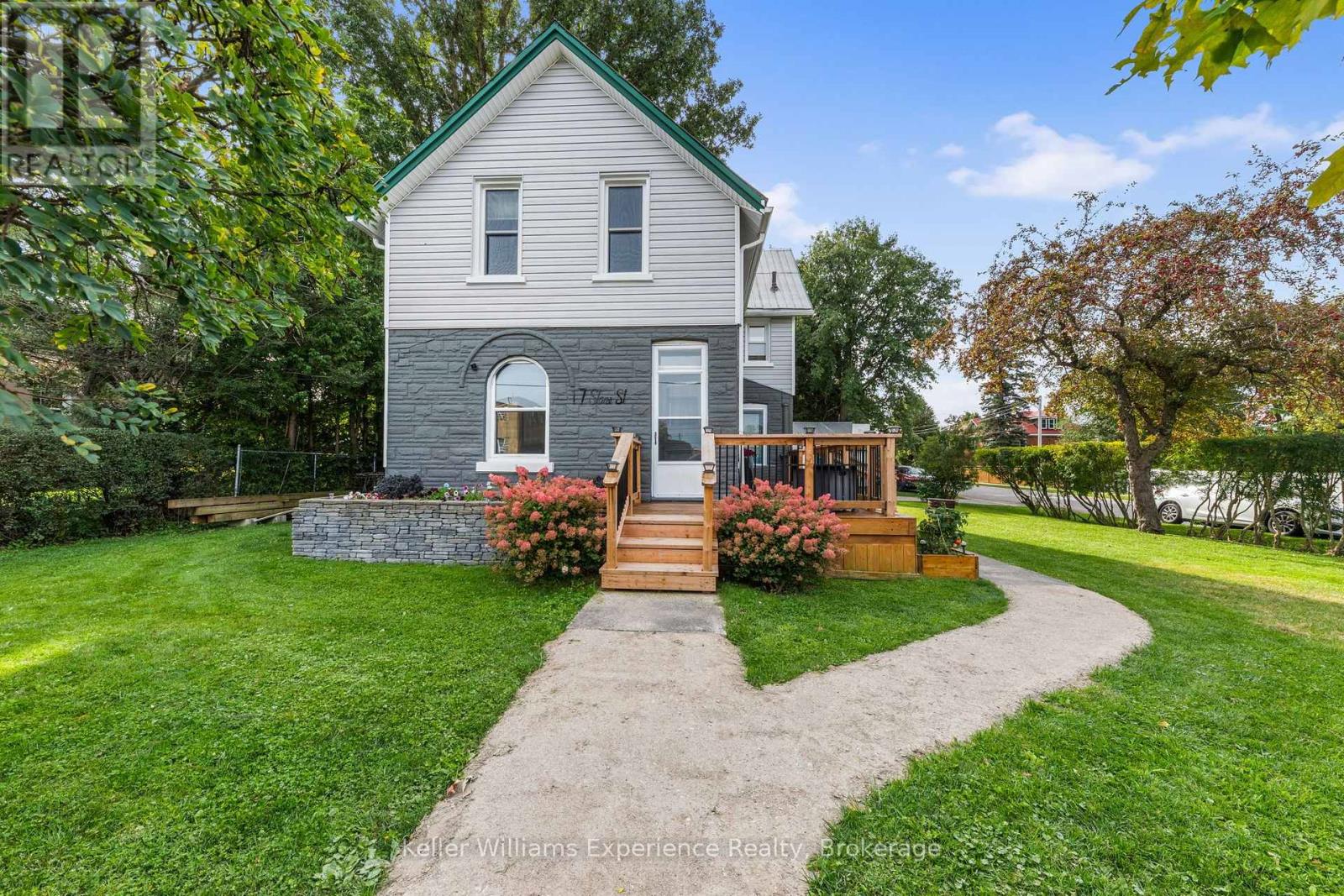 17 Stone Street, Springwater (Elmvale), Ontario  L0L 1P0 - Photo 3 - S13822510