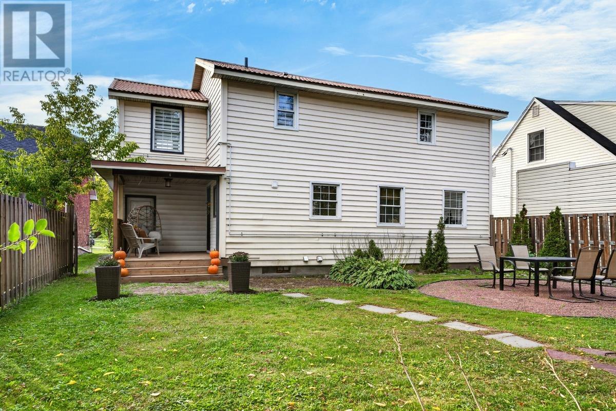 134 Bishops Ct, Sault Ste. Marie, Ontario P6A 3V9 - Photo 9 - SM262665