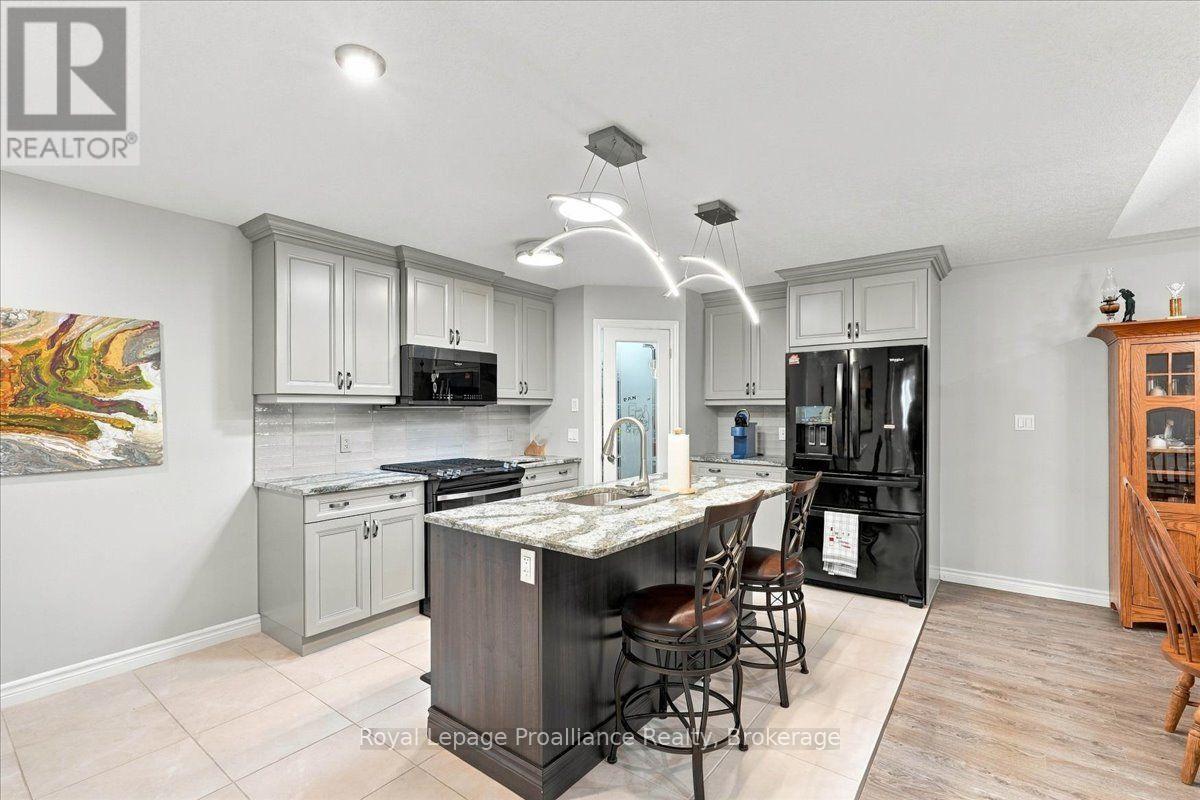 73 Dorchester Drive, Prince Edward County, Ontario  K0K 3L0 - Photo 10 - X13823068