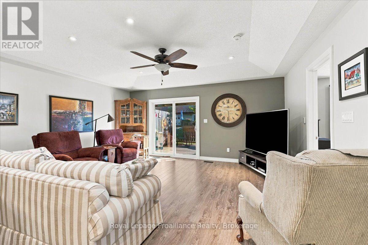 73 Dorchester Drive, Prince Edward County, Ontario  K0K 3L0 - Photo 15 - X13823068