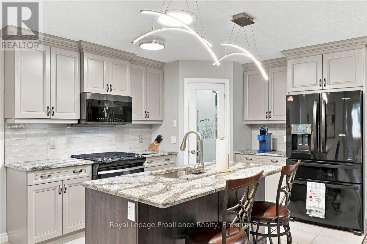 73 Dorchester Drive, Prince Edward County, Ontario  K0K 3L0 - Photo 9 - X13823068