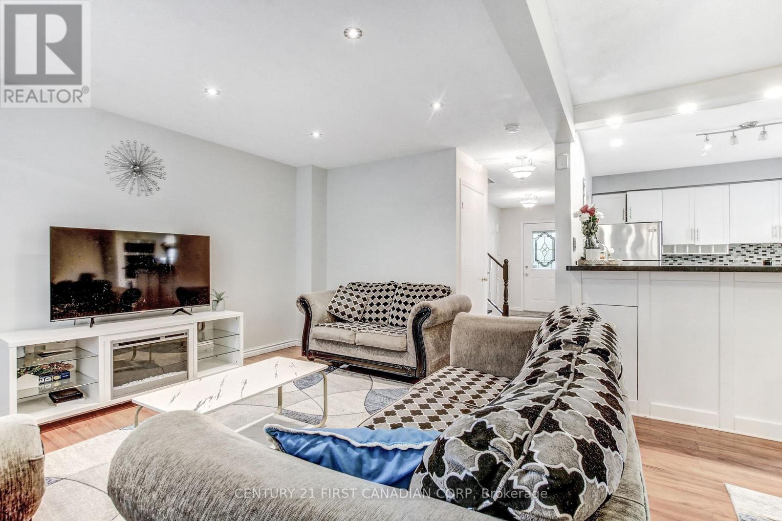 27 Gerald Crescent, London South, Ontario  N5Z 5A3 - Photo 8 - X13823098