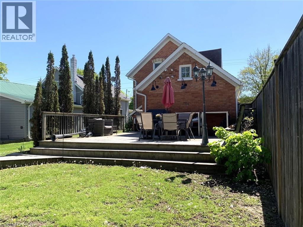 40 St Andrew Street, Port Dover, Ontario  N0A 1N0 - Photo 7 - 40815217