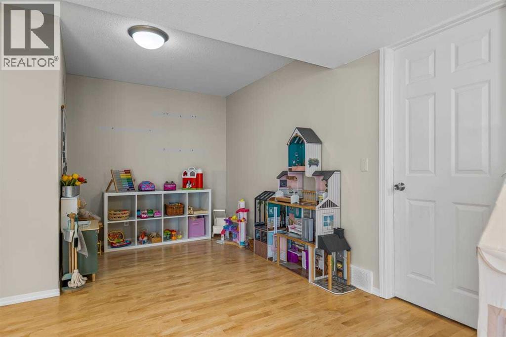 6 Strathford Place, Strathmore, Alberta  T1P 1S4 - Photo 30 - A2343752