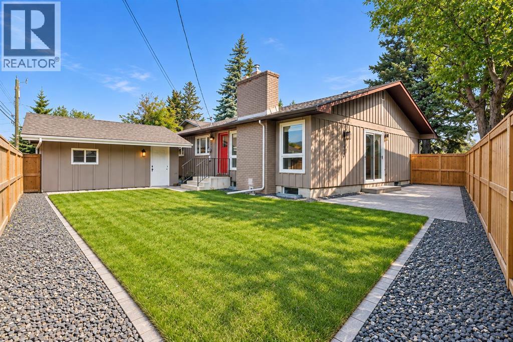 856 Lake Twintree Crescent SE, Calgary, Alberta  T2J 2W3 - Photo 32 - A2346155