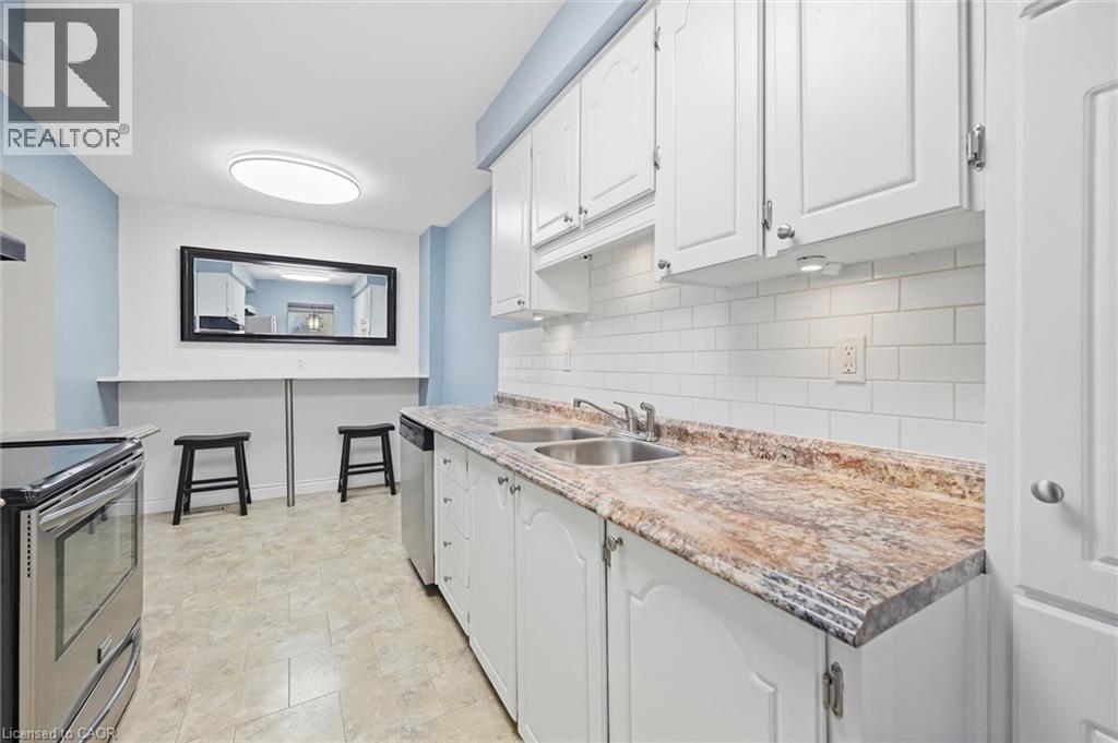 1548 Newlands Crescent Unit# 14, Burlington, Ontario  L7M 1V6 - Photo 10 - 40866054