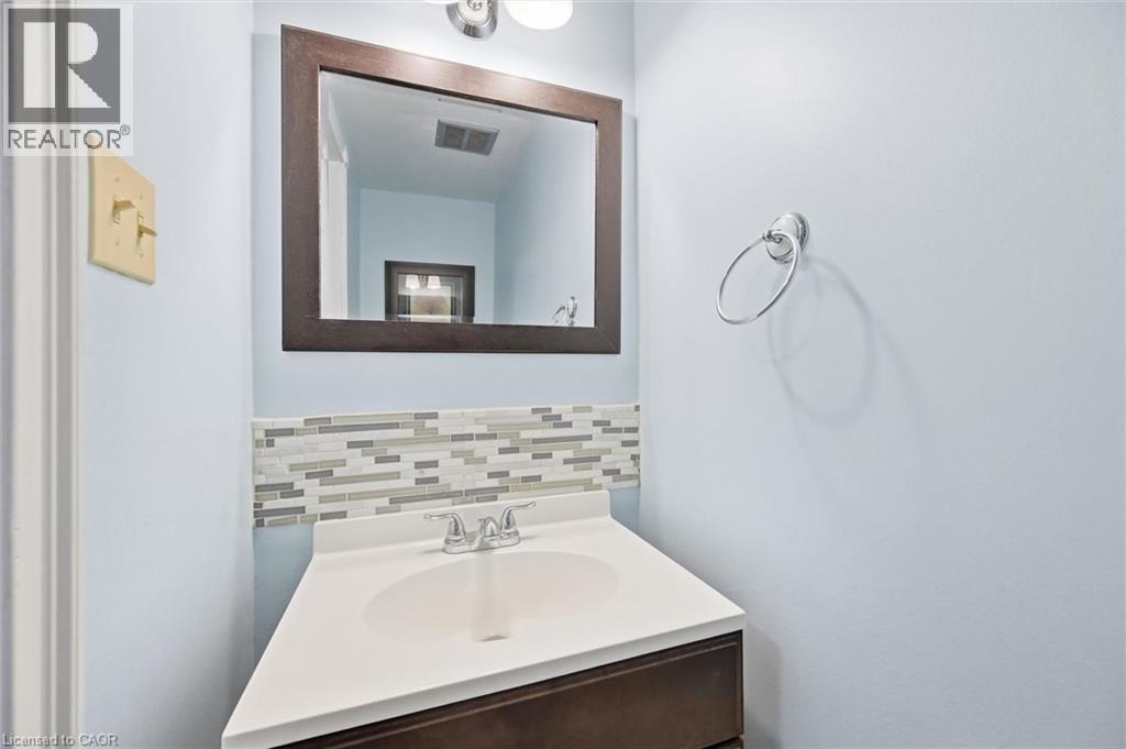 1548 Newlands Crescent Unit# 14, Burlington, Ontario  L7M 1V6 - Photo 5 - 40866054