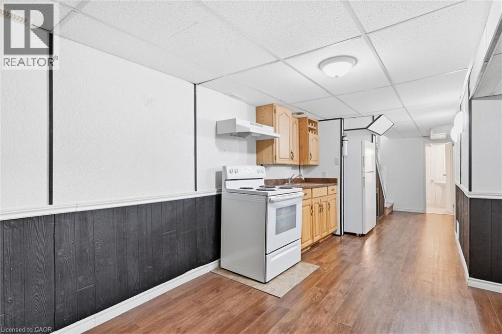 1548 Newlands Crescent Unit# 14, Burlington, Ontario  L7M 1V6 - Photo 31 - 40866054