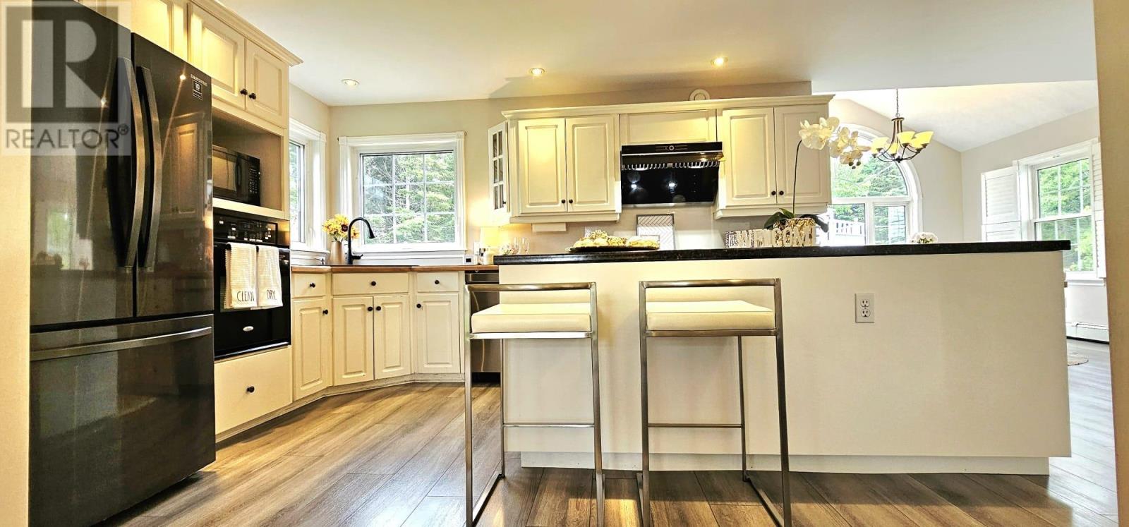 49 Bell Crescent, West Royalty, Prince Edward Island  C1E 1Z9 - Photo 12 - 202623067
