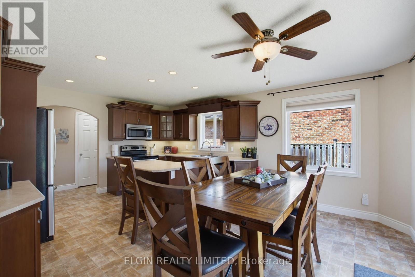 3 Watson Crescent, Central Elgin, Ontario  N5P 4P9 - Photo 7 - X13740382