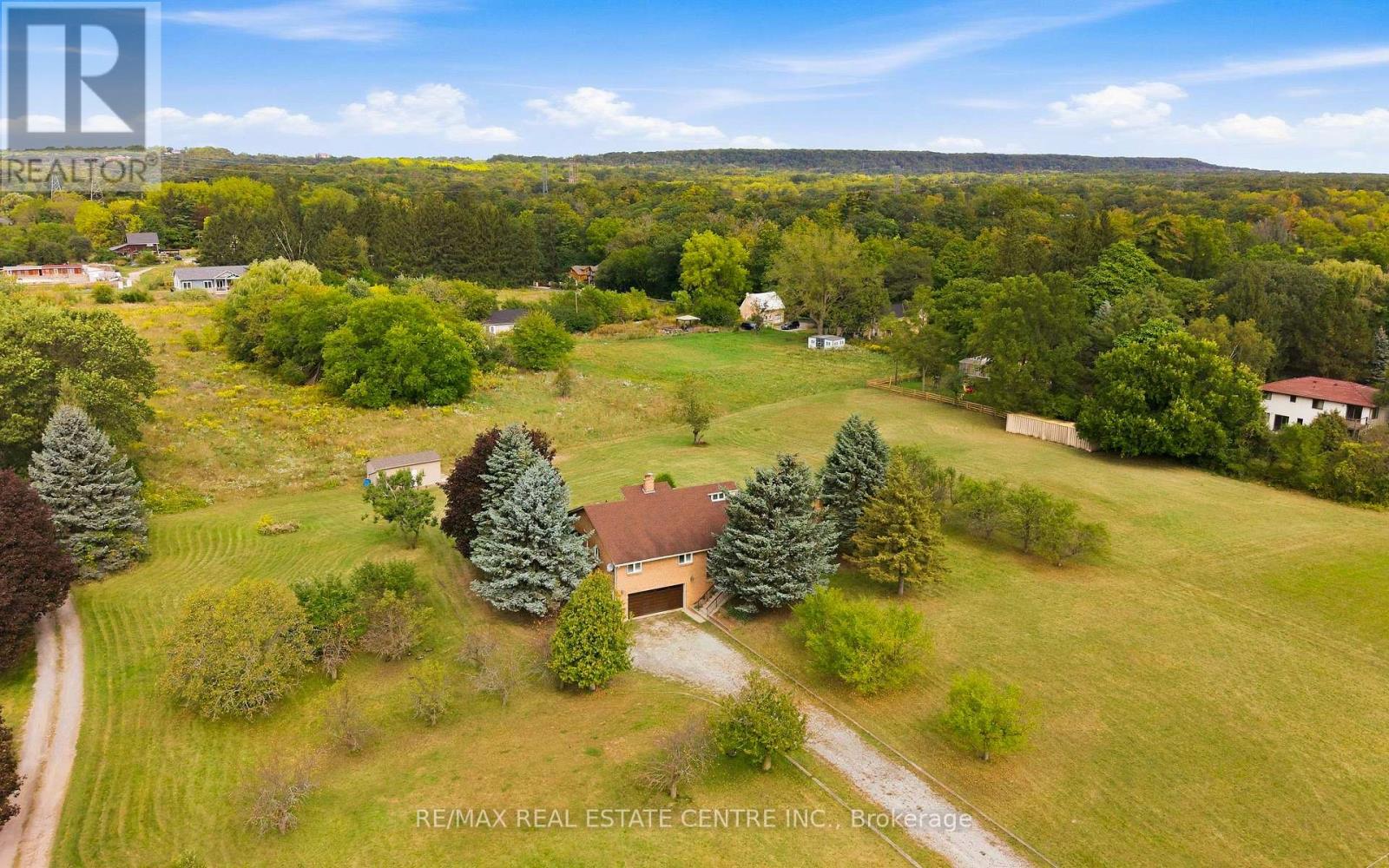 335 YORK ROAD, Burlington, Ontario