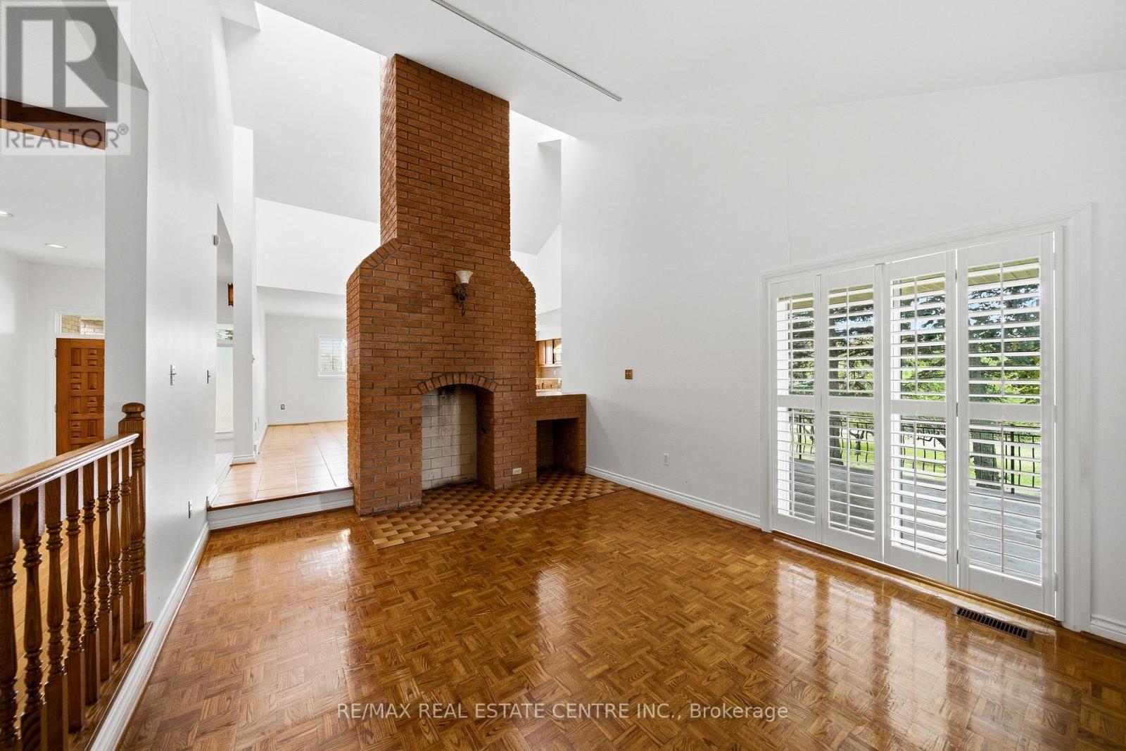 335 York Road, Burlington, Ontario  L7P 0T6 - Photo 19 - W13822504