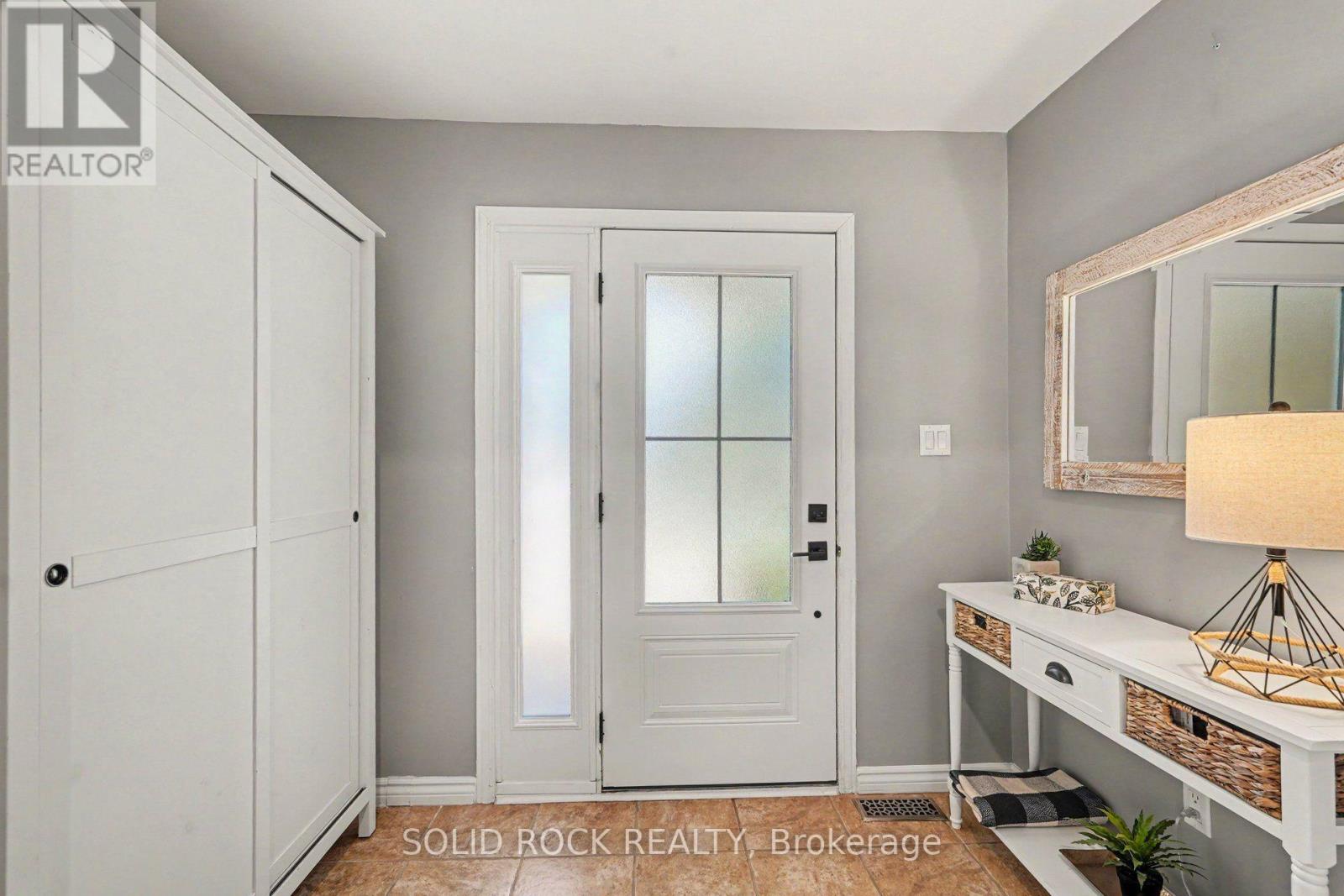 742 Merkley Drive, Ottawa, Ontario  K4A 2T8 - Photo 2 - X13822856