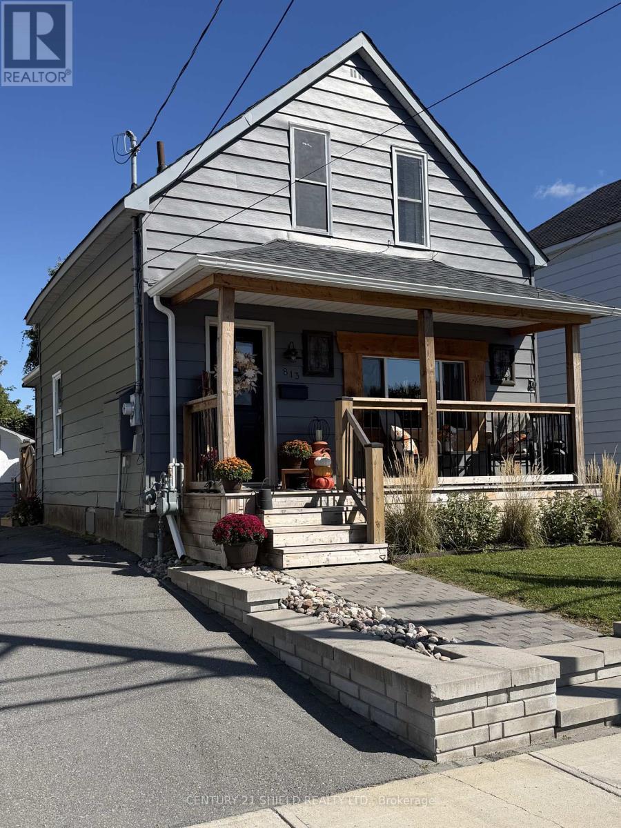 813 York Street, Cornwall, Ontario K6J 4A7 - Photo 2 - X13823070