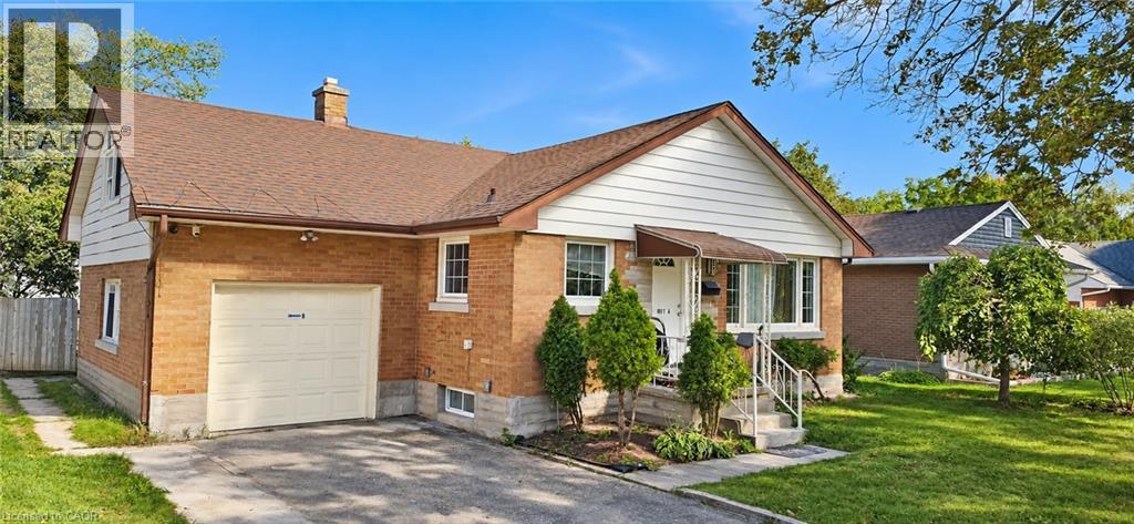 107 Elgin Crescent, Waterloo, Ontario  N2J 2S3 - Photo 1 - 40865772