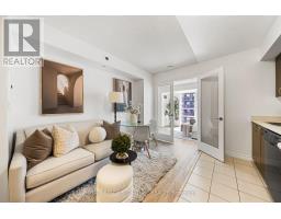 721 - 35 SARANAC BOULEVARD, Toronto, Ontario